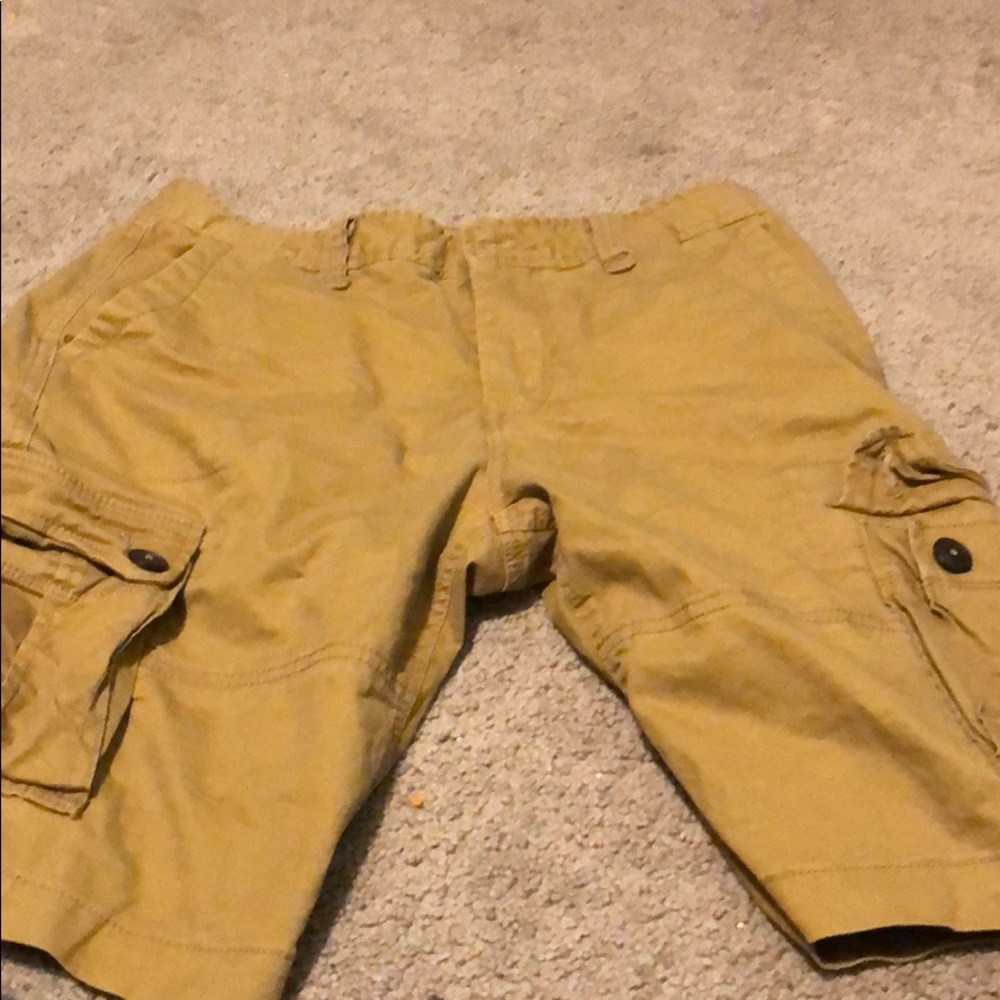 Shorts tan color great condition